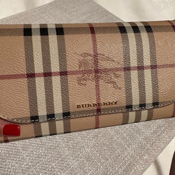 Burberry Tan and Red Wallet - Picture 1 of 7